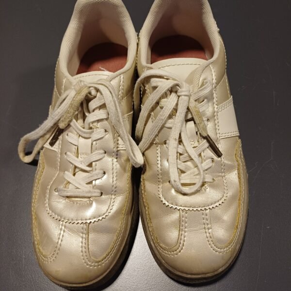 Krem Rengi 34 Numara Ayakkabı